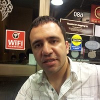 Arash Pourmoghaddam Email