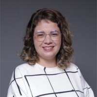 Gabriela Teixeira Email