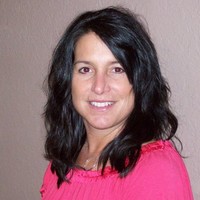 Apogee Enterprises, Inc. Employee Tara Hahn's profile photo