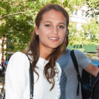 Yvette Davis Email & Phone Number