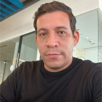 AT&T Employee Néstor Mora's profile photo