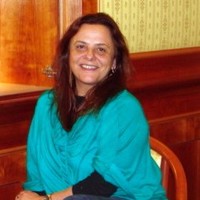 Zélia Myriam Assis Peixoto Email