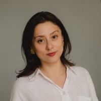Małgorzata Kuczara Email