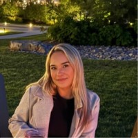 Michelle Bloomer Email & Phone Number