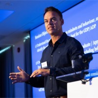 LIVIS Employee Ross Hunter's profile photo