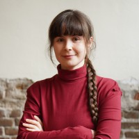 Irina Anichina Email