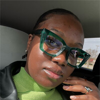 Raptive Employee Kenya Johnson's profile photo