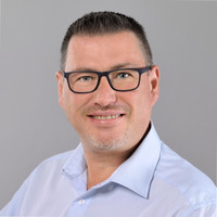 Manfred Mahnert Email