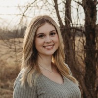 Shelby Ihlenfeldt Email