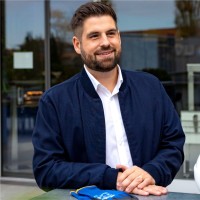 Sven Schönhofen Email