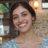 Arushi Saxena Email