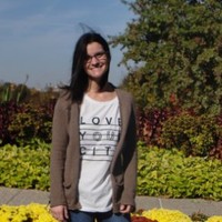 Sarah Wick Email & Phone Number