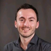 Michaël Lacroix Email