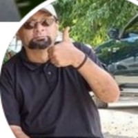 Carlos Alvarez Email