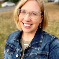 Valley Vital Care Employee C. Lynch's profile photo