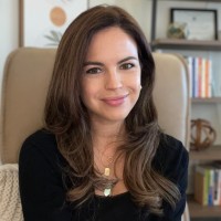 Ivanna Colangelo Email & Phone Number