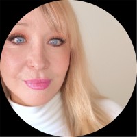 Laura Akers Email & Phone Number