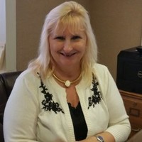 William J Cole Agency Inc Employee Vicki Benjamin's profile photo