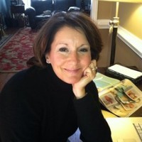 Neal's Yard Remedies Employee Becky Callaway's profile photo