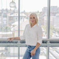 Salonic Employee Bettina Tóth-Németh's profile photo
