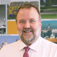 Ian Wallis Email