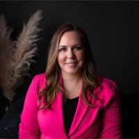 Fringe Professional Development Employee Erin Dischinger's profile photo