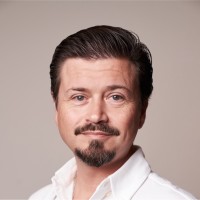 Fernando Rivas Pacher Email