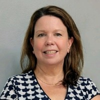 Elizabeth Kern Email & Phone Number