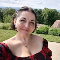 Amanda Bernier Email & Phone Number