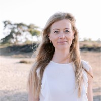 Anne Hendriks Email