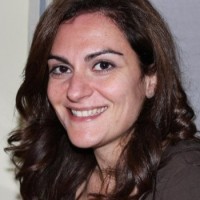 Gloria Mantineo Email & Phone Number