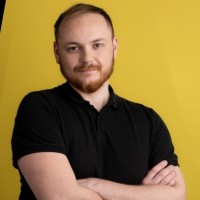Marcin Wójcik Email
