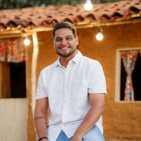 Felipe Castro Email
