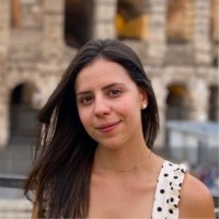 Júlia Ribeiro Email