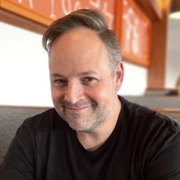 StockBrokers.com Employee Colin Graves's profile photo