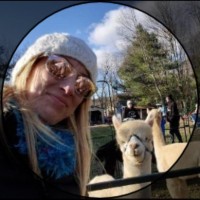 Chewy Employee Carla Piazza's profile photo