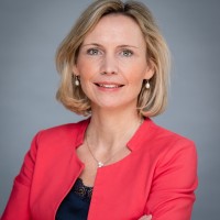 Julia Wagner Email & Phone Number