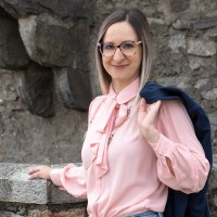 Samantha Ghisla Email