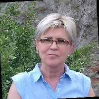 Susanne Binder Email