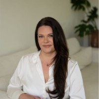 Cedars-Sinai Marina Del Rey Hospital Employee Ildi H.'s profile photo