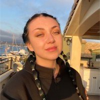 STIIIZY Employee Zoe Compton's profile photo