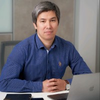 Vitalii Pak Email