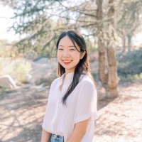 Sparkle Wellness Employee Julie Yi's profile photo