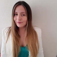 Paula Vallejos Email