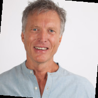 Les Waugh Email & Phone Number