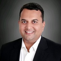 Sharaf Retail Employee Shailesh M.'s profile photo
