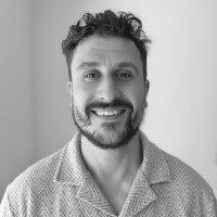 2Game.com Employee Louis Demetriou's profile photo