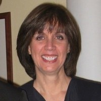 Cambridge Retail Advisors Employee Cari Medeiros's profile photo