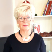 Lynda Davidson Email & Phone Number