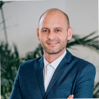 Lazaros Koutsianos Email